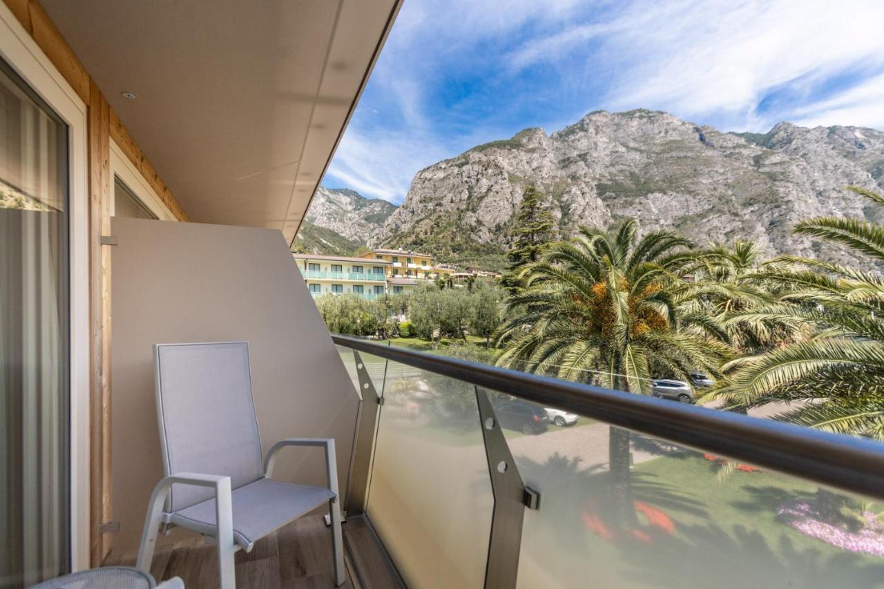 Hotel Ideal Limone sul Garda Exterior photo