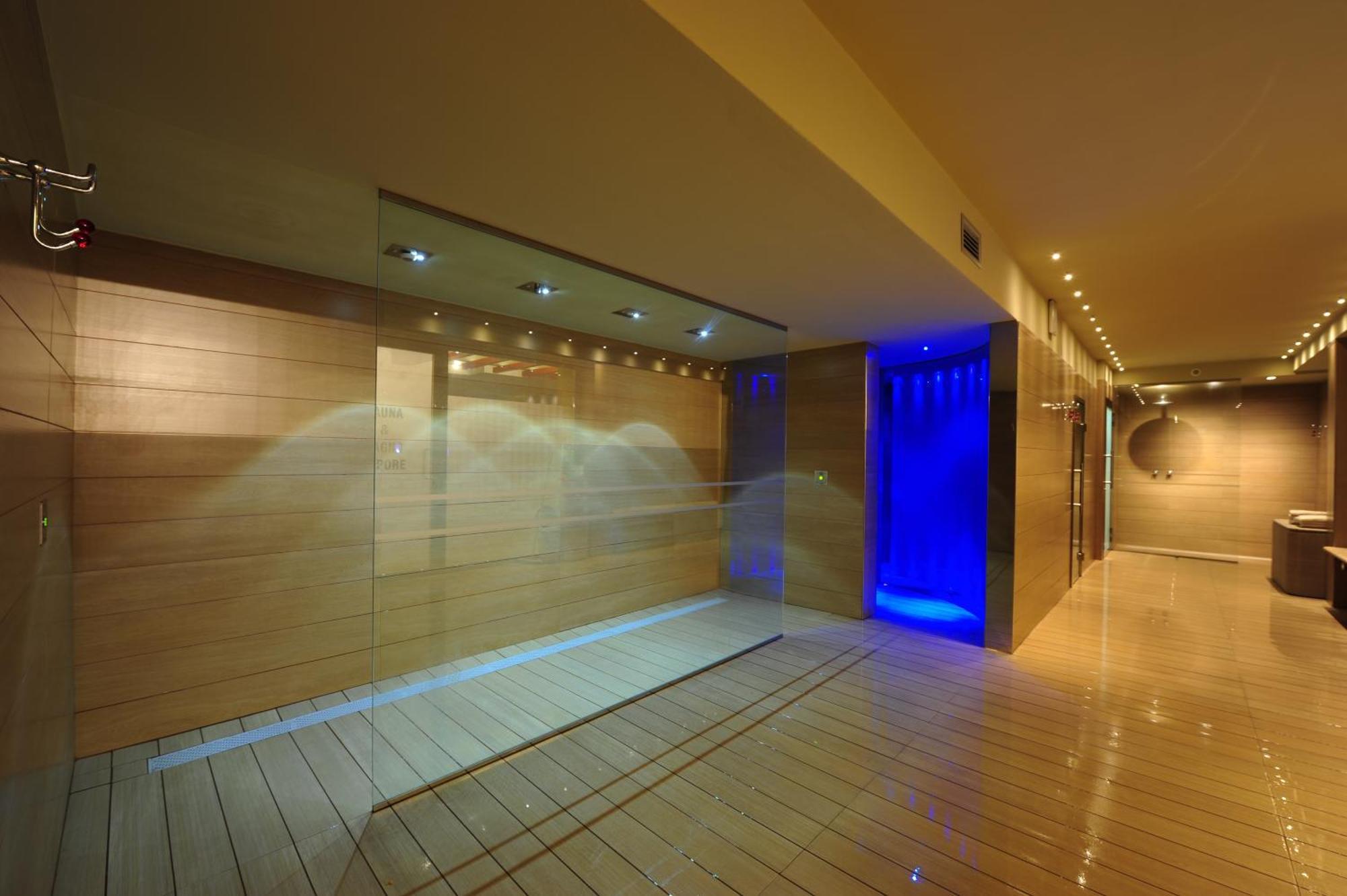 Hotel Ideal Limone sul Garda Exterior photo