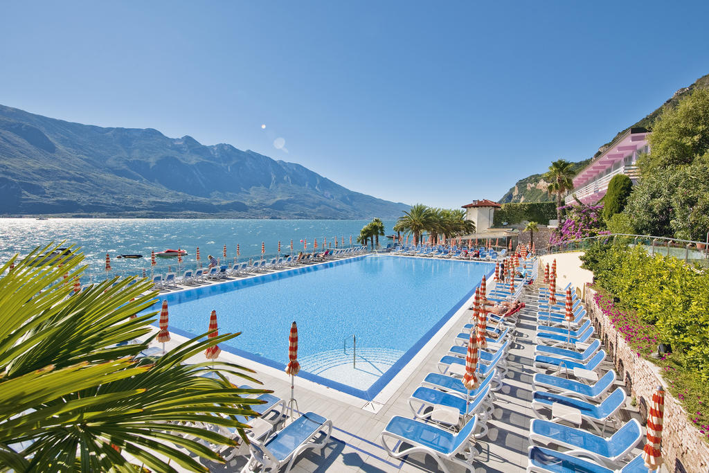 Hotel Ideal Limone sul Garda Exterior photo